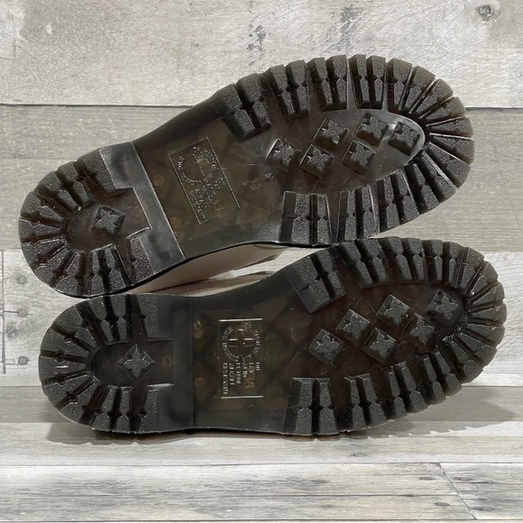 DR. MARTENS Women’s Devon Flower Platform Bootie - White - Sz - 7 .US / 38 .EU - Picture 11 of 11